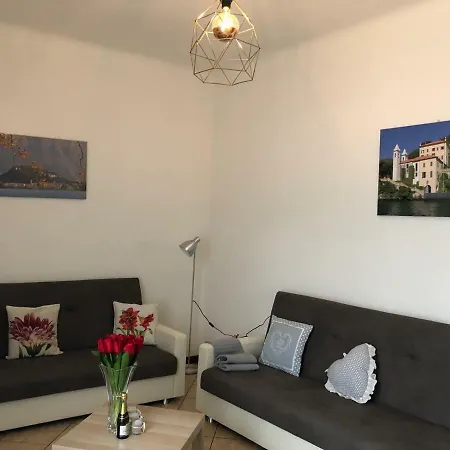 La Valletta Holiday Apartamento Menaggio